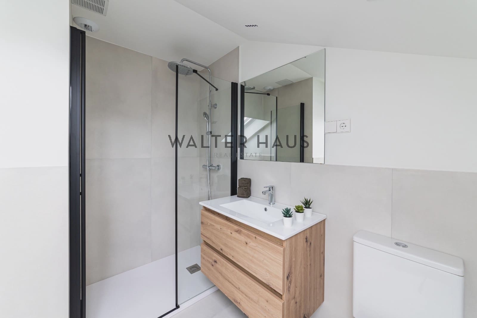 5 sovrum Villa till salu i Madrid stad - 2 480 000 € (Ref: 9708171)