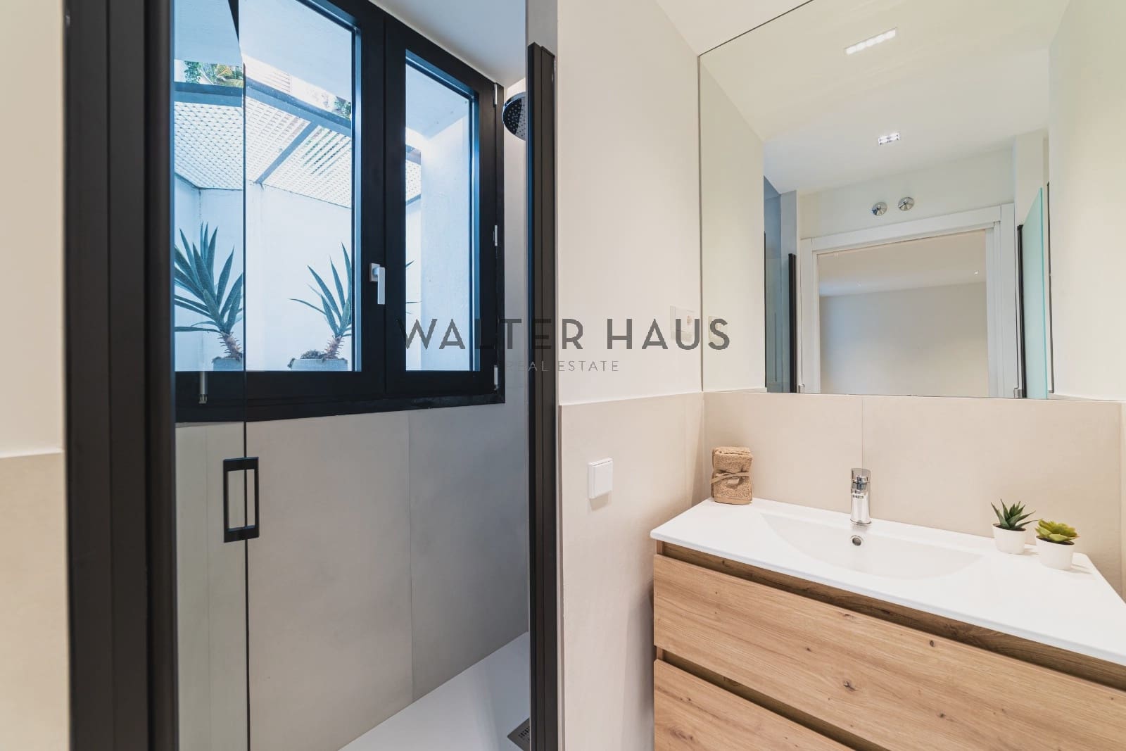 5 sovrum Villa till salu i Madrid stad - 2 480 000 € (Ref: 9708171)