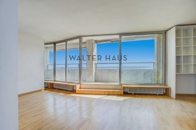 3 bedroom Penthouse for sale in La Vila Olímpica del Poblenou, Barcelona city - € 950,000 (Ref: 9713269)