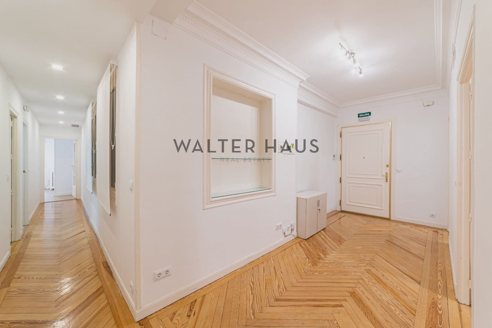 5 bedroom Flat for sale in Madrid city - € 1,670,780 (Ref: 9713527)