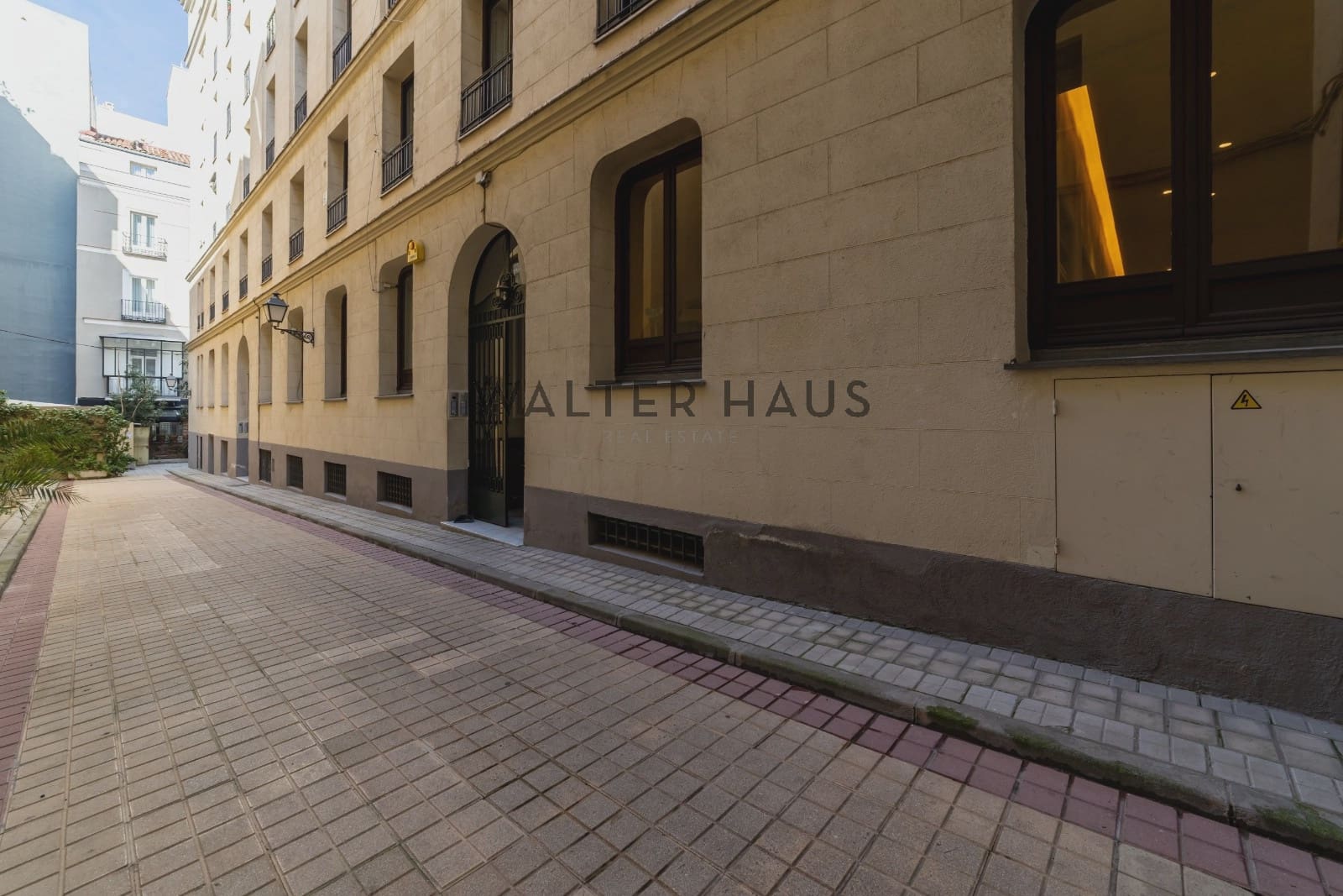 5 bedroom Flat for sale in Madrid city - € 1,670,780 (Ref: 9713527)