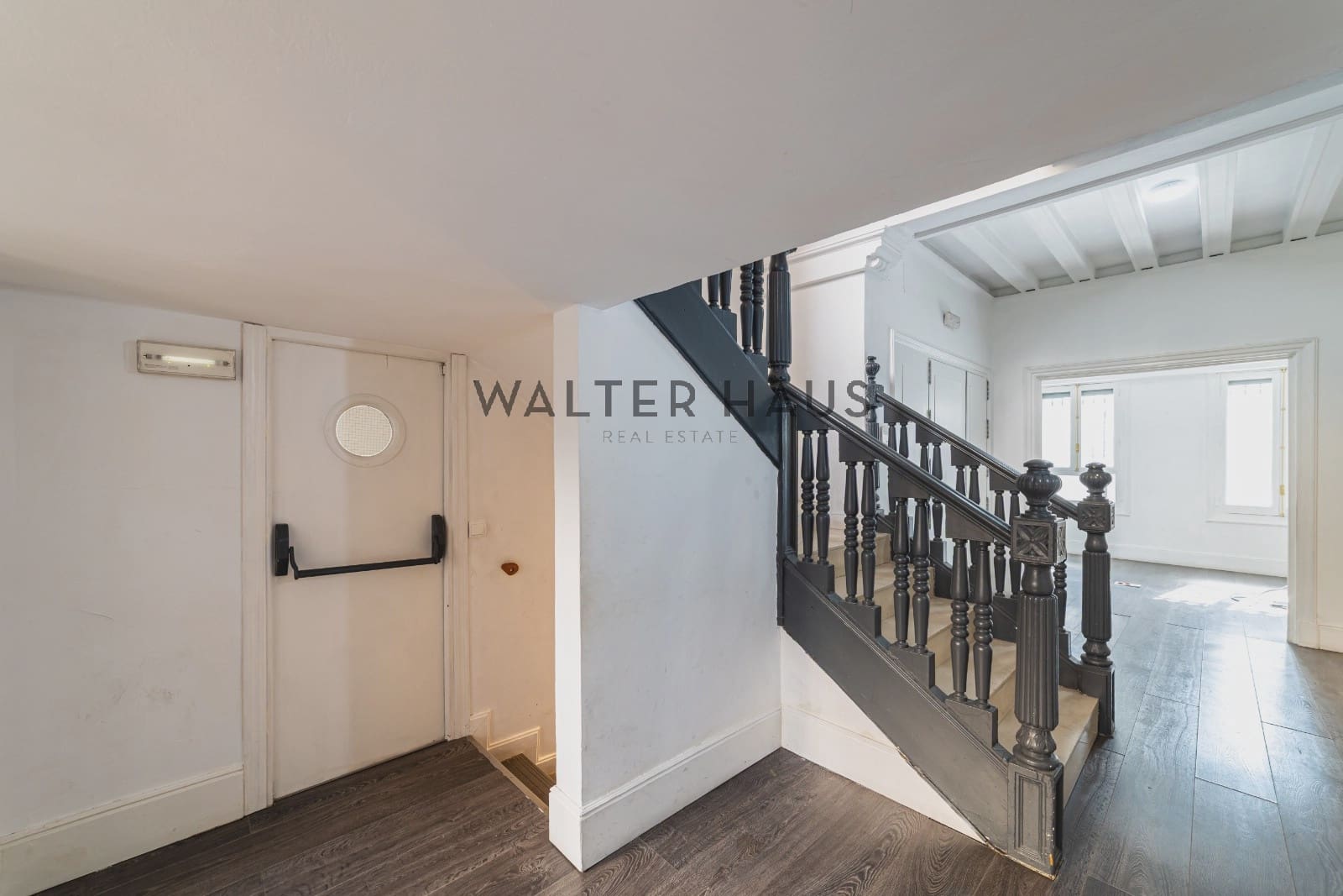 Office for rent in Madrid city - € 7,900 (Ref: 9715371)