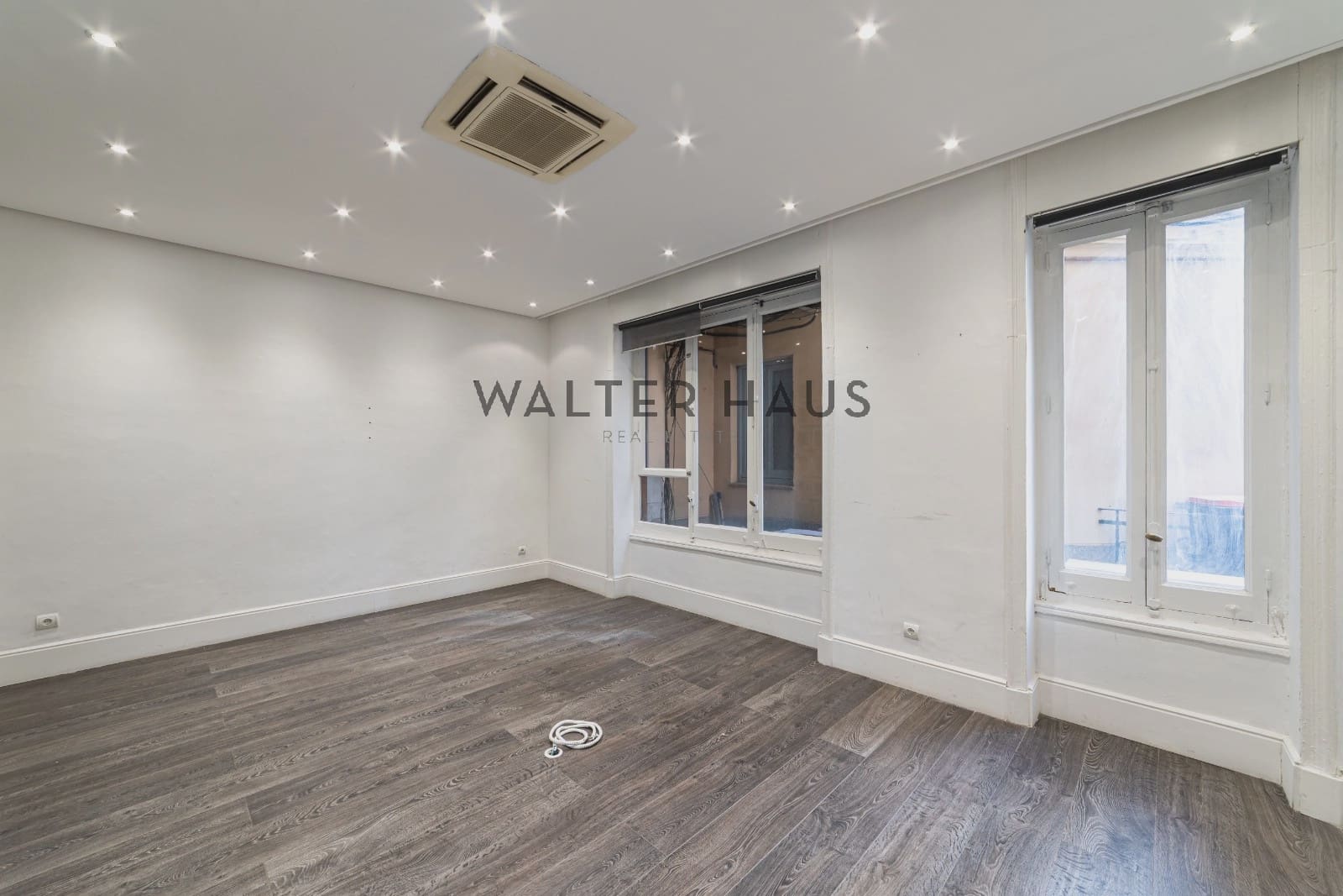 Office for rent in Madrid city - € 7,900 (Ref: 9715371)