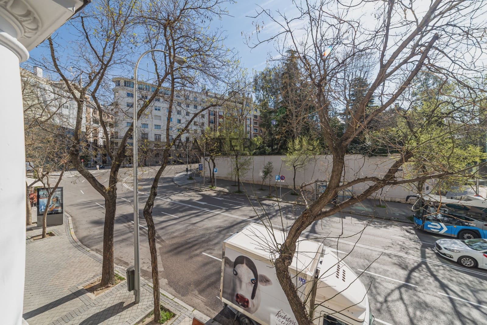 Office for rent in Madrid city - € 7,900 (Ref: 9715371)