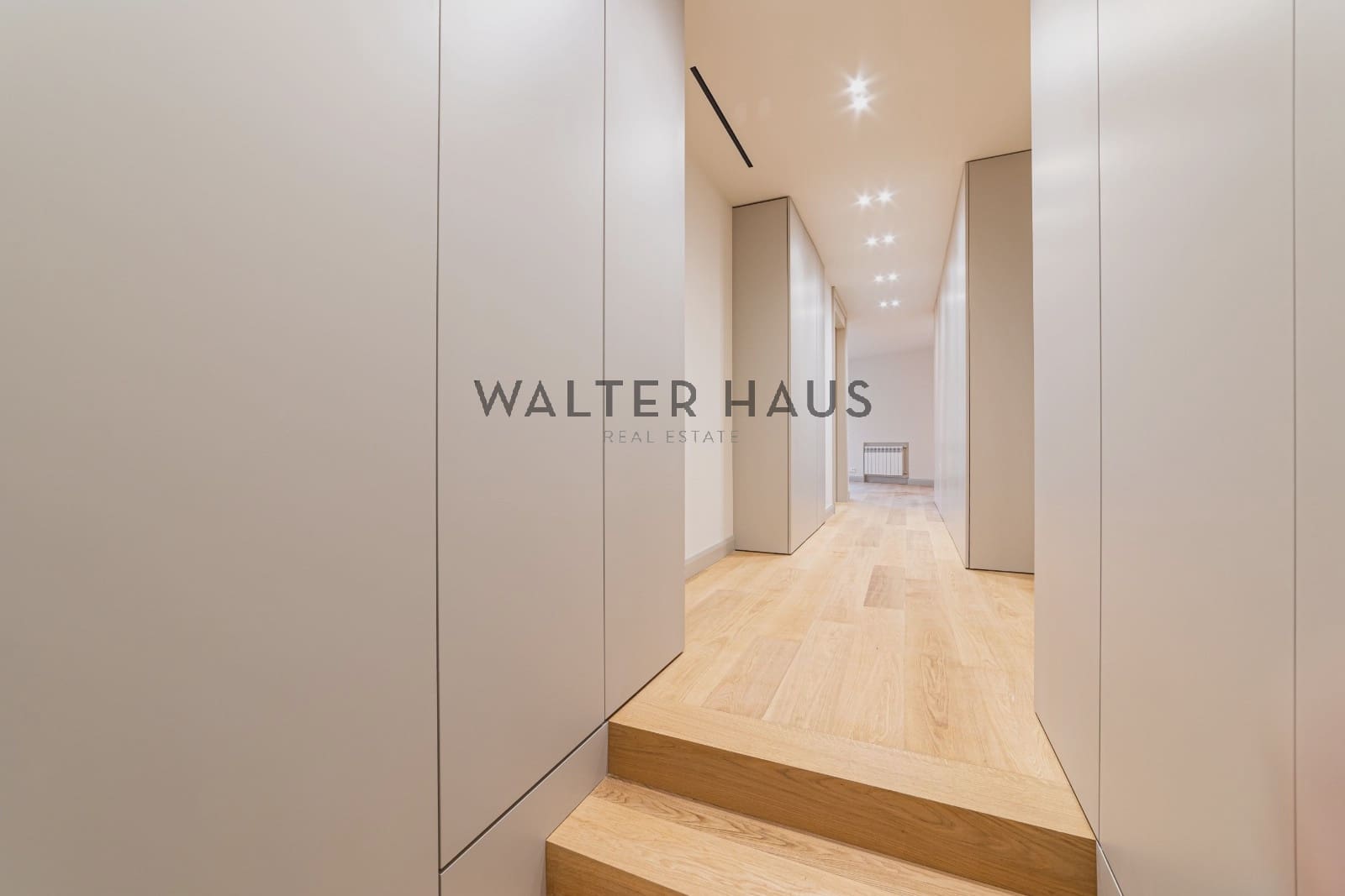 3 bedroom Flat for rent in Madrid city - € 10,000 (Ref: 9715665)