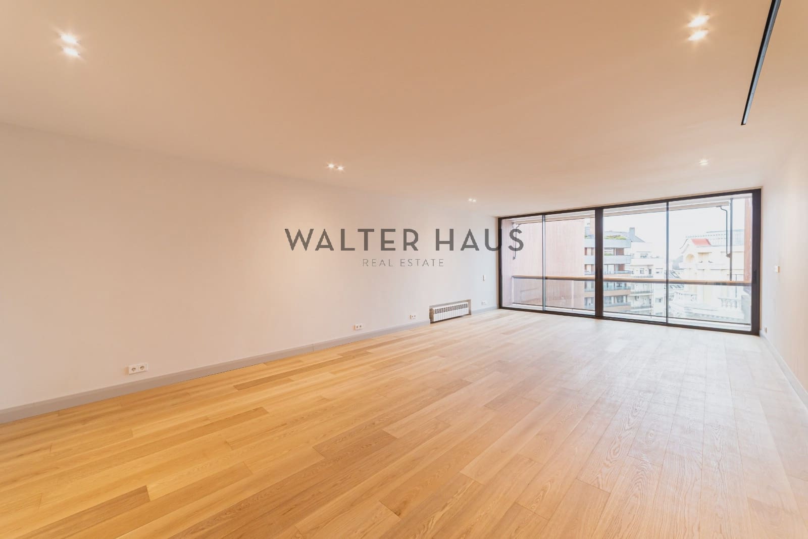 3 bedroom Flat for rent in Madrid city - € 10,000 (Ref: 9715665)