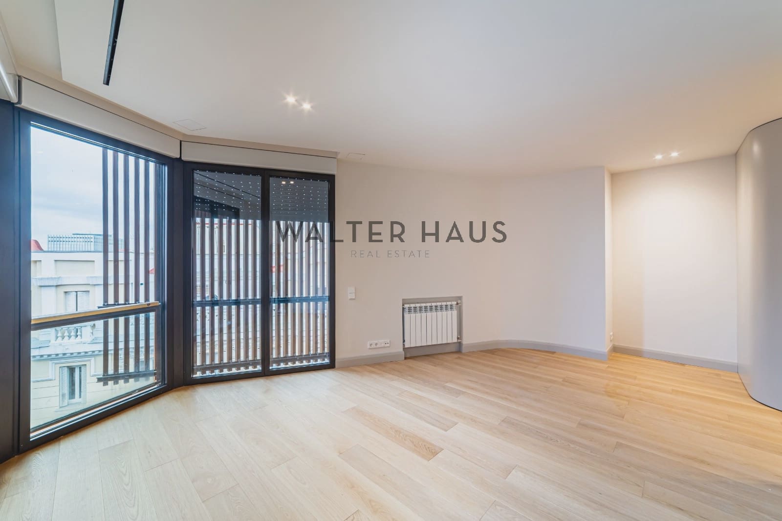 3 bedroom Flat for rent in Madrid city - € 10,000 (Ref: 9715665)