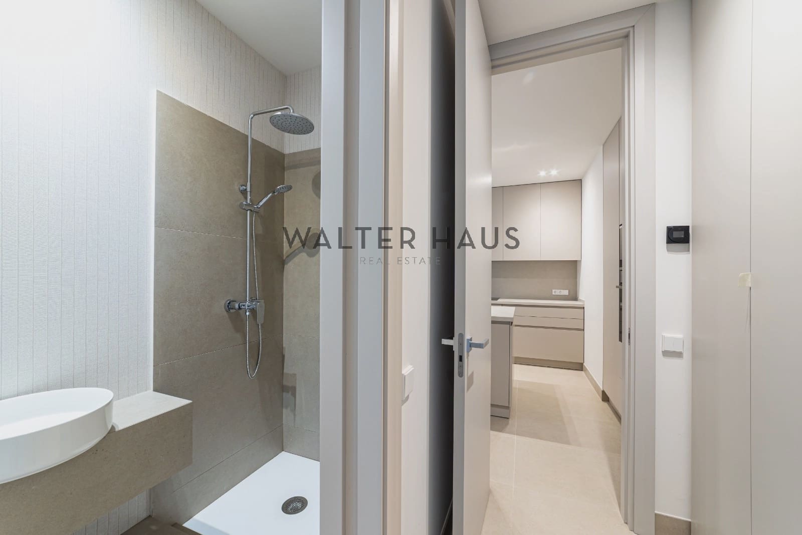 3 bedroom Flat for rent in Madrid city - € 10,000 (Ref: 9715665)