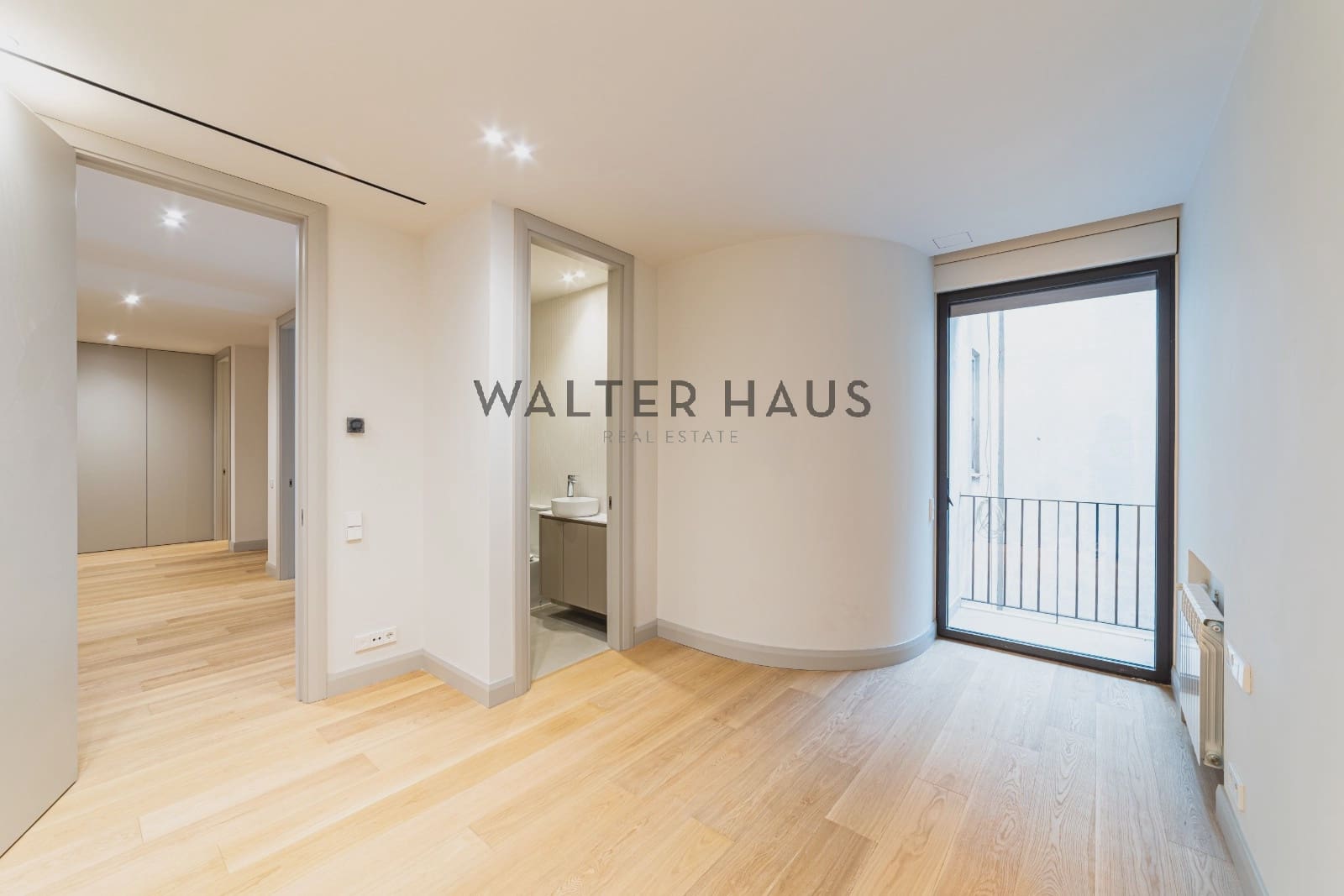 3 bedroom Flat for rent in Madrid city - € 10,000 (Ref: 9715665)