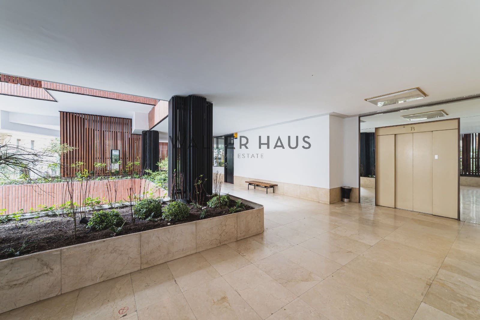 3 bedroom Flat for rent in Madrid city - € 10,000 (Ref: 9715665)