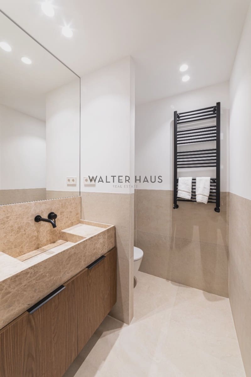Piso de 3 habitaciones en Madrid ciudad en venta - 2.275.000 € (Ref: 9715666)