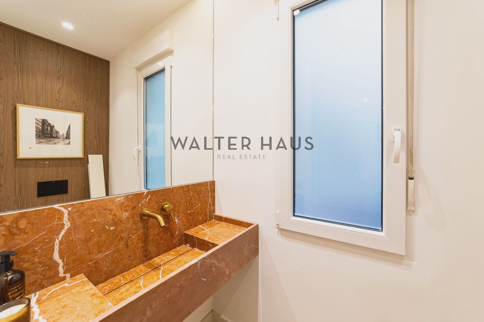 Piso de 3 habitaciones en Madrid ciudad en venta - 2.275.000 € (Ref: 9715666)