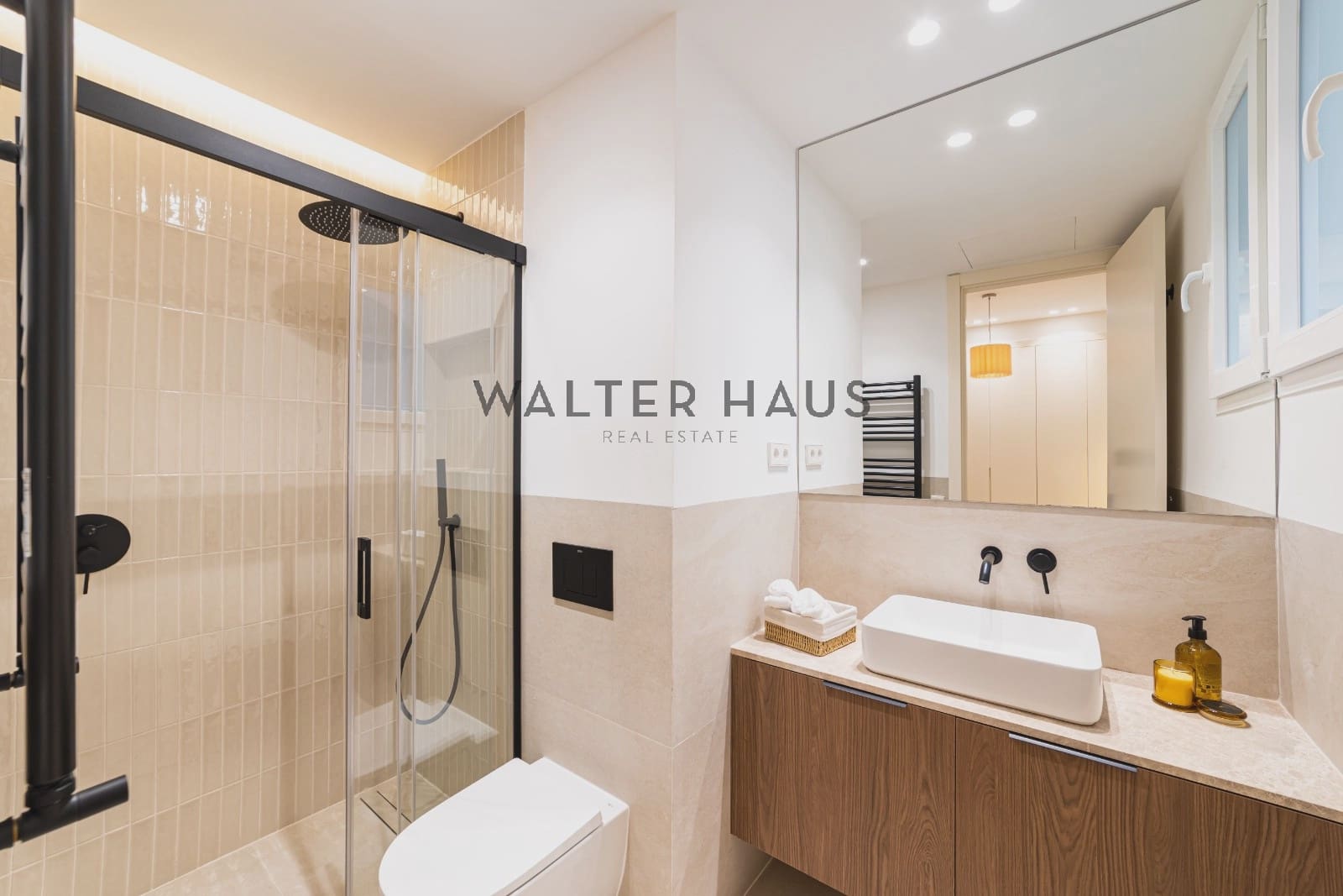 Piso de 3 habitaciones en Madrid ciudad en venta - 2.275.000 € (Ref: 9715666)