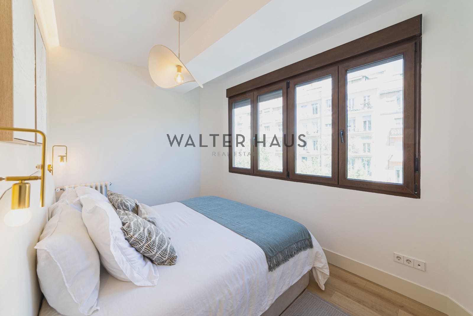 Piso de 3 habitaciones en Madrid ciudad en venta - 2.275.000 € (Ref: 9715666)