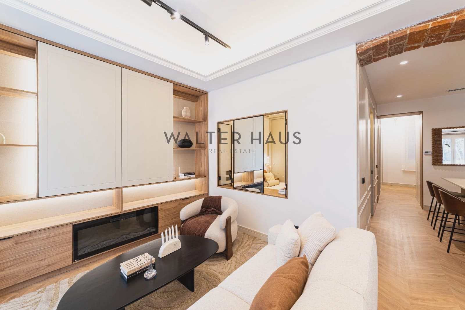 2 bedroom Flat for sale in Madrid city - € 1,590,000 (Ref: 9715667)