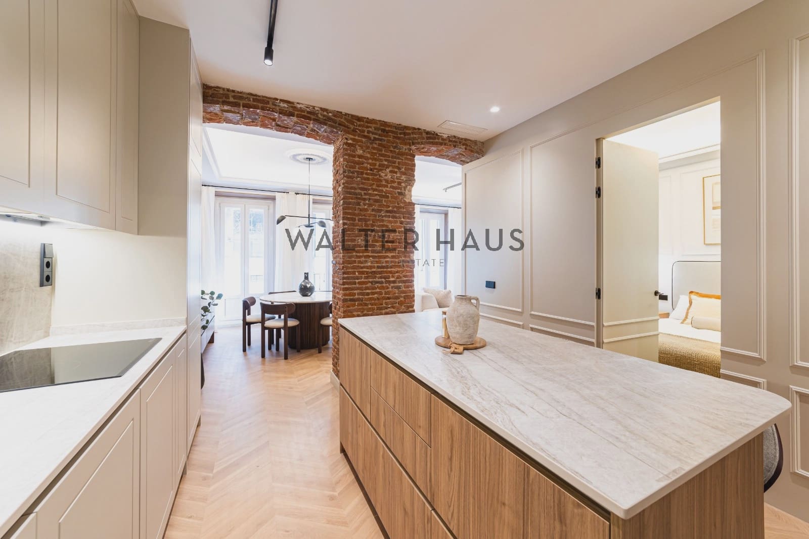 2 bedroom Flat for sale in Madrid city - € 1,590,000 (Ref: 9715667)