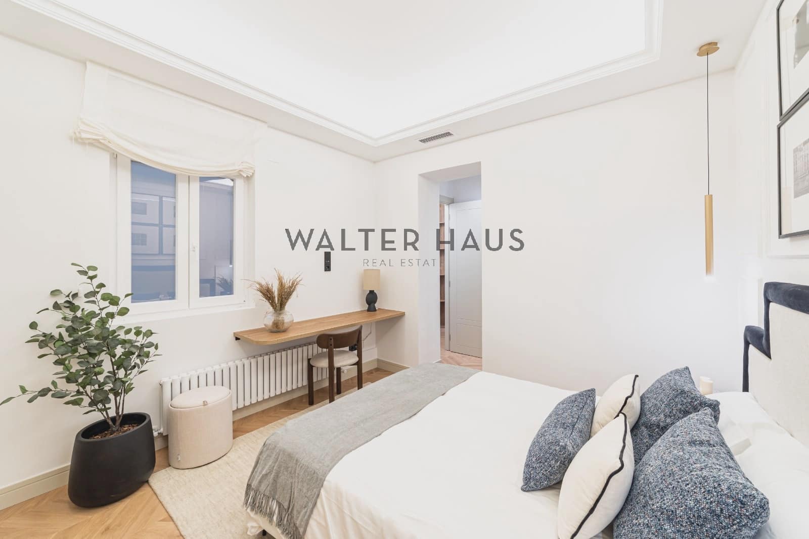 2 bedroom Flat for sale in Madrid city - € 1,590,000 (Ref: 9715667)