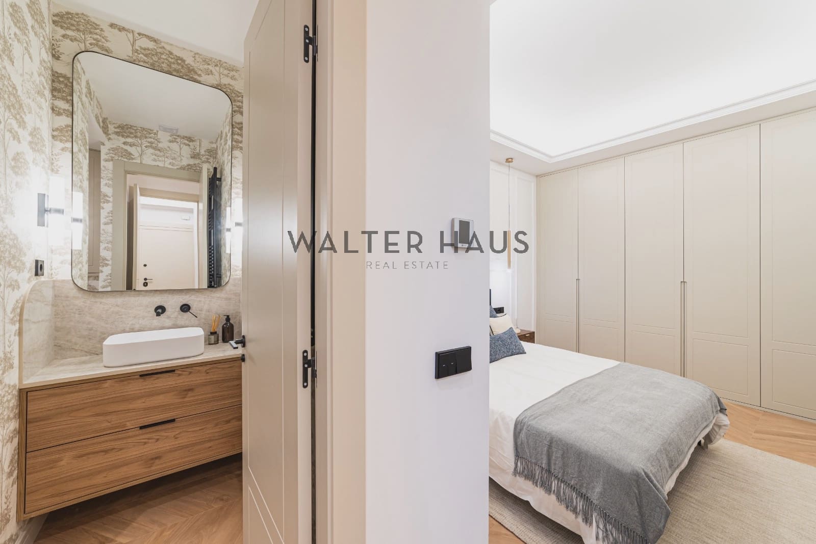 2 bedroom Flat for sale in Madrid city - € 1,590,000 (Ref: 9715667)