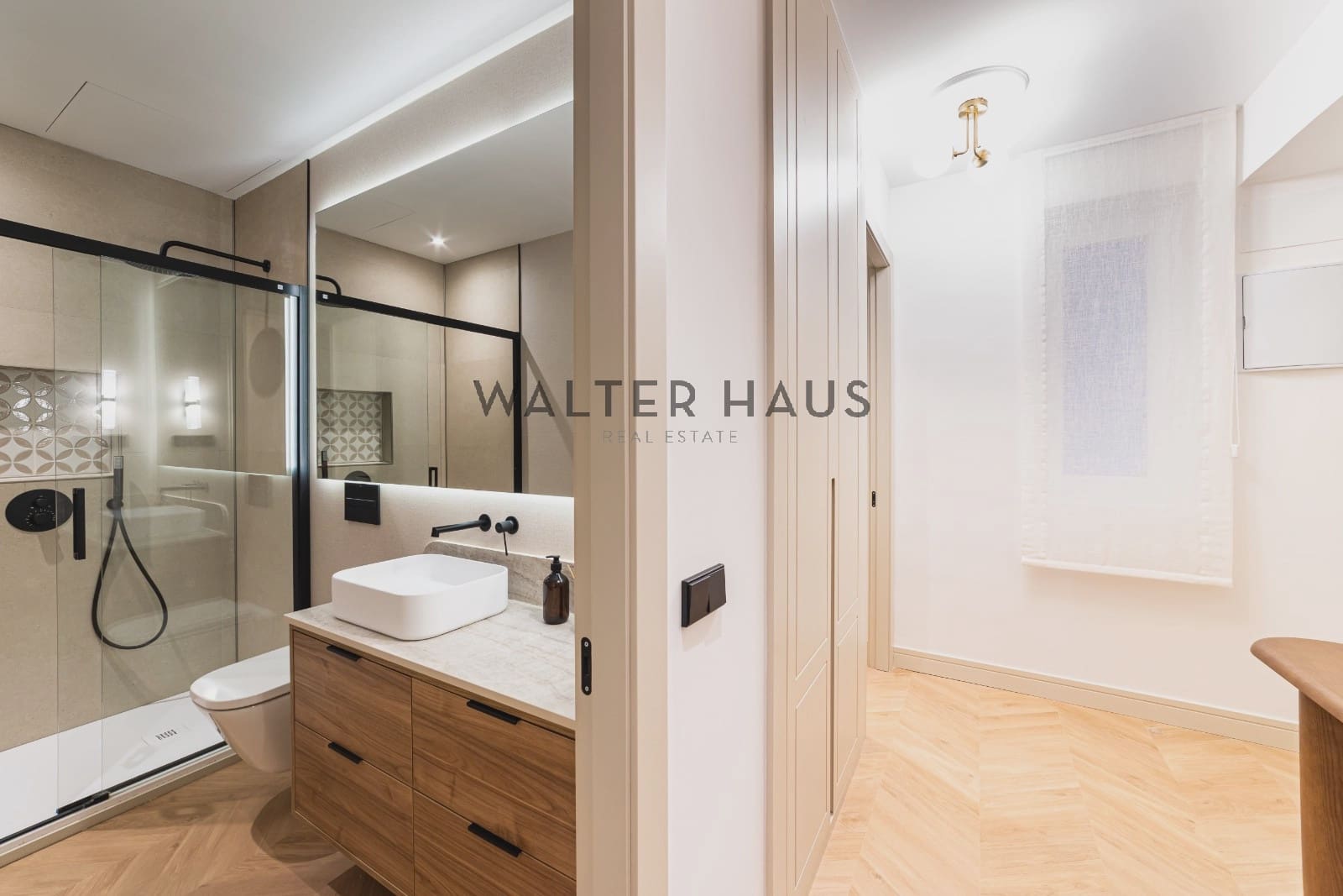 2 bedroom Flat for sale in Madrid city - € 1,590,000 (Ref: 9715667)