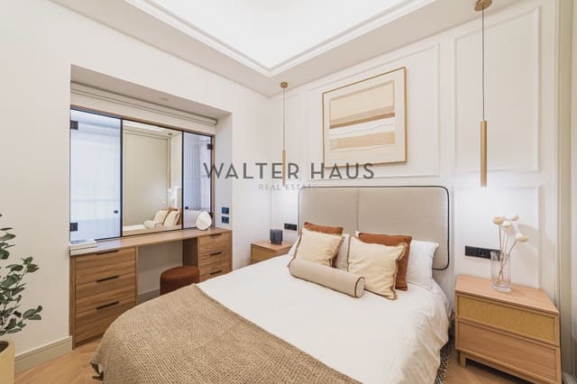 2 bedroom Flat for sale in Goya, Madrid city - € 1,590,000 (Ref: 9715667)