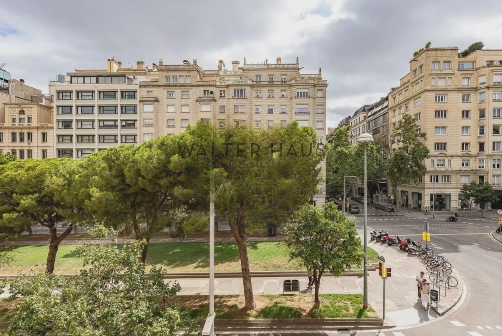 4 soveværelse Lejlighed til salg i Barcelona by - € 2.000.000 (Ref: 9715668)