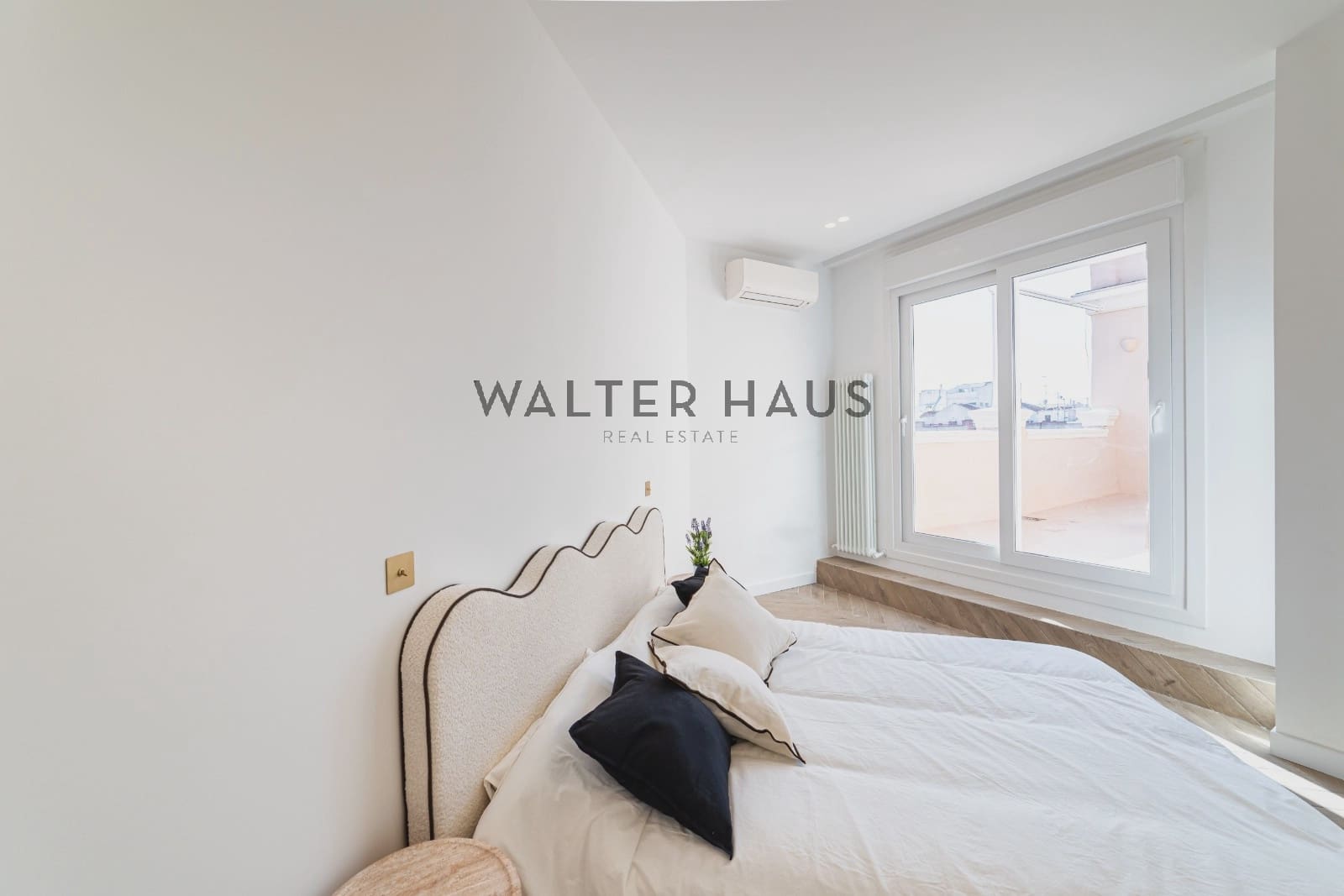 2 slaapkamer Penthouse te koop in Madrid stad - € 1.350.000 (Ref: 9716758)