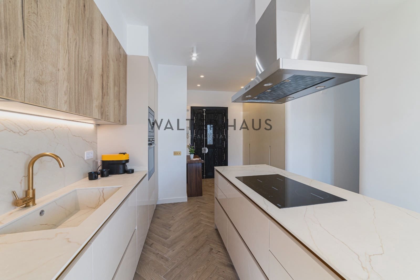 2 slaapkamer Penthouse te koop in Madrid stad - € 1.350.000 (Ref: 9716758)