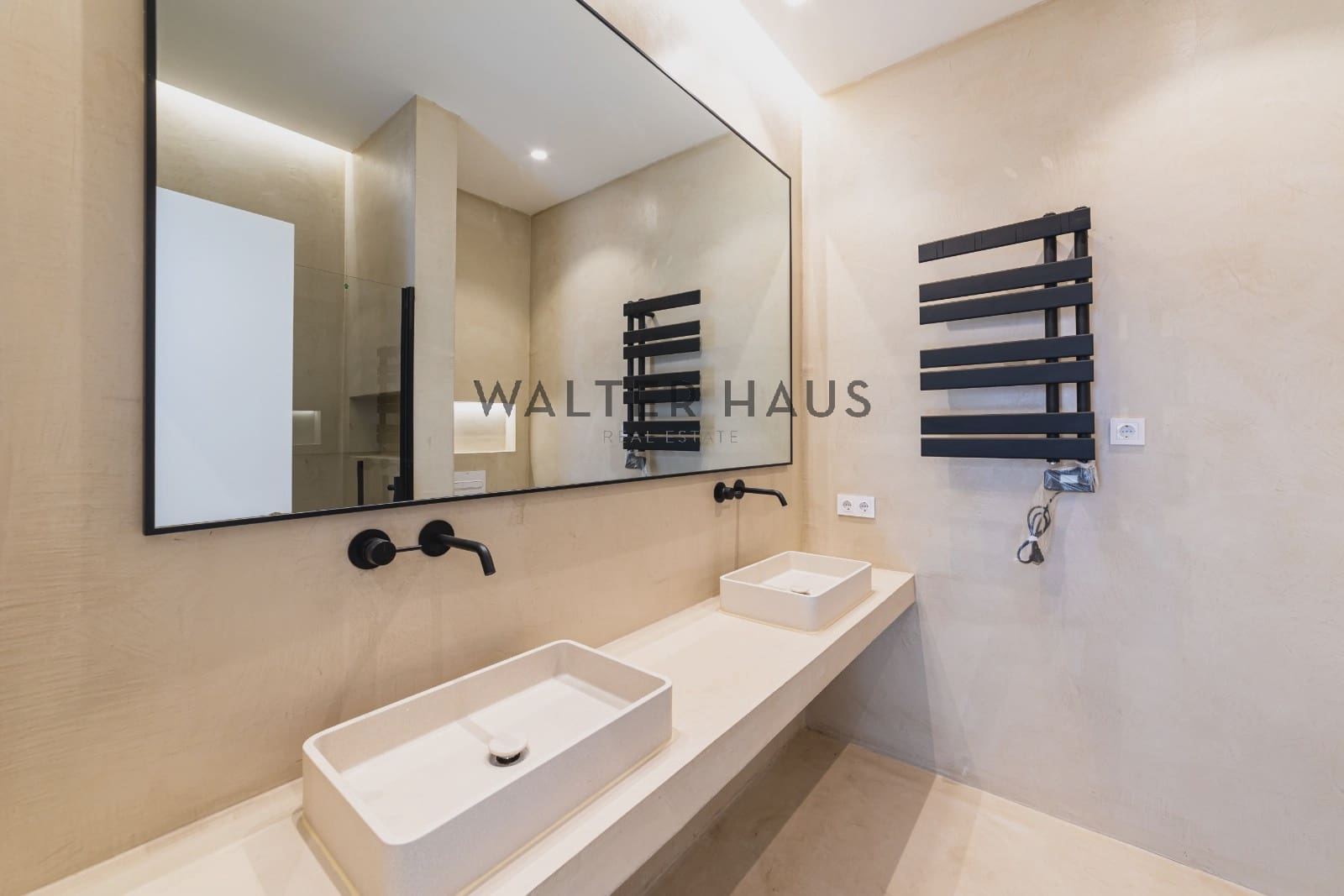 2 slaapkamer Penthouse te koop in Madrid stad - € 1.350.000 (Ref: 9716758)