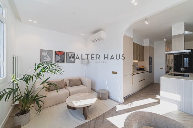 2 slaapkamer Penthouse te koop in Rios Rosas, Madrid stad - € 1.350.000 (Ref: 9716758)