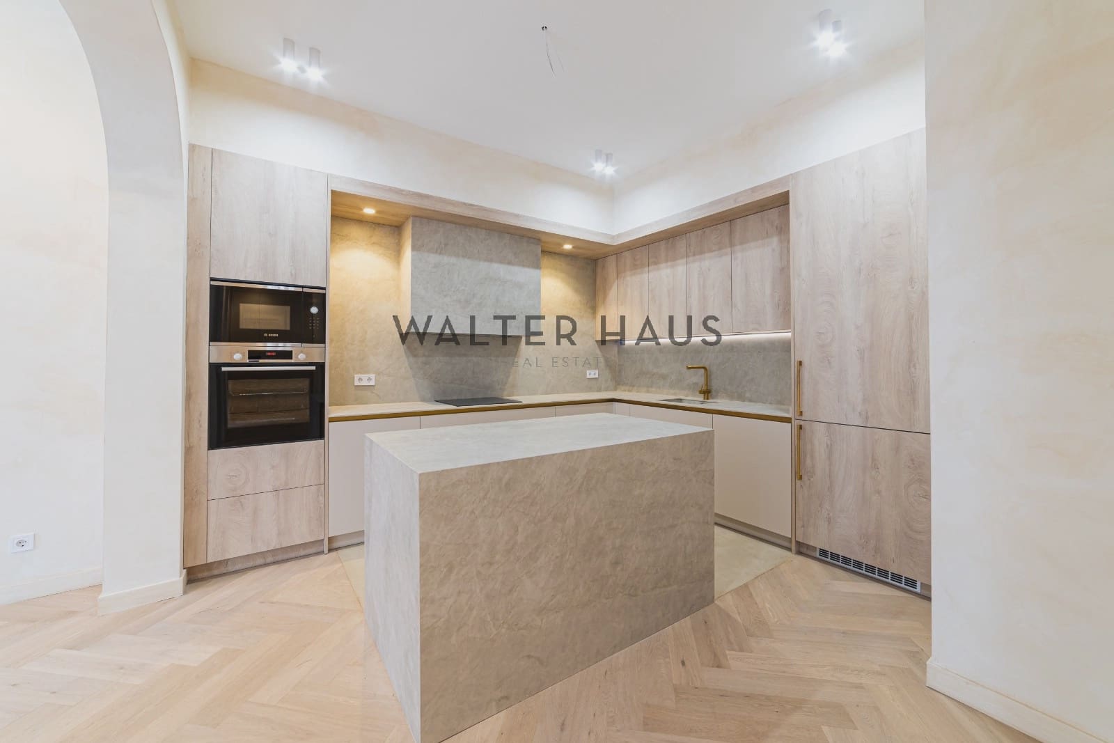 3 quarto Apartamento para venda em Madrid cidade - 1 390 000 € (Ref: 9720475)