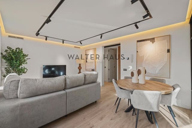 Piso de 3 habitaciones en Argüelles, Madrid ciudad en venta - 1.200.000 € (Ref: 9723532)