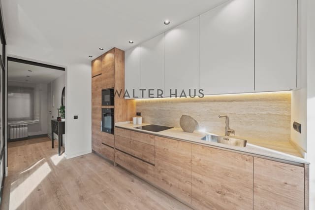 Piso de 3 habitaciones en Argüelles, Madrid ciudad en venta - 1.200.000 € (Ref: 9723532)