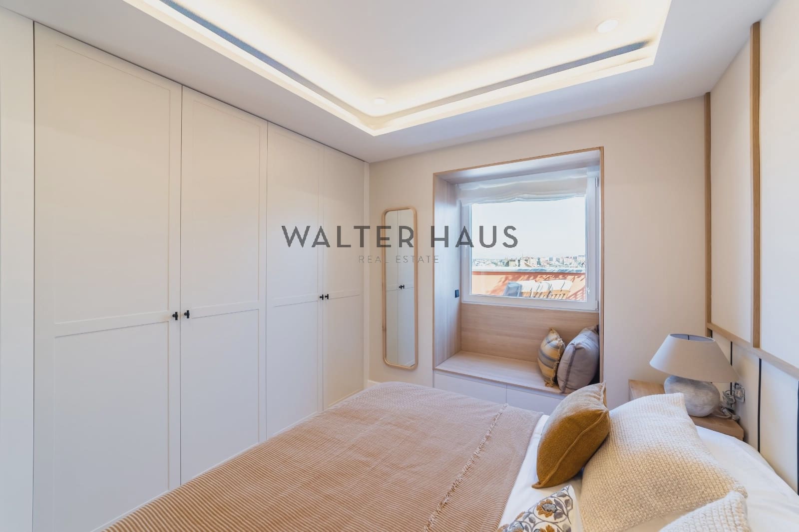 3 bedroom Penthouse for sale in Madrid city - € 1,225,000 (Ref: 9725008)