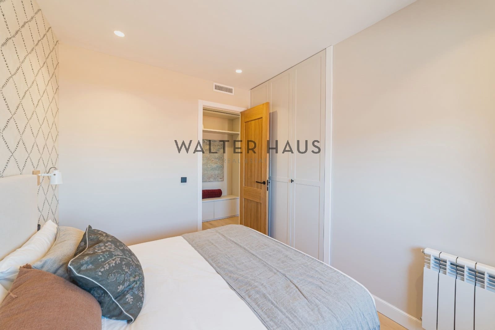 3 bedroom Penthouse for sale in Madrid city - € 1,225,000 (Ref: 9725008)