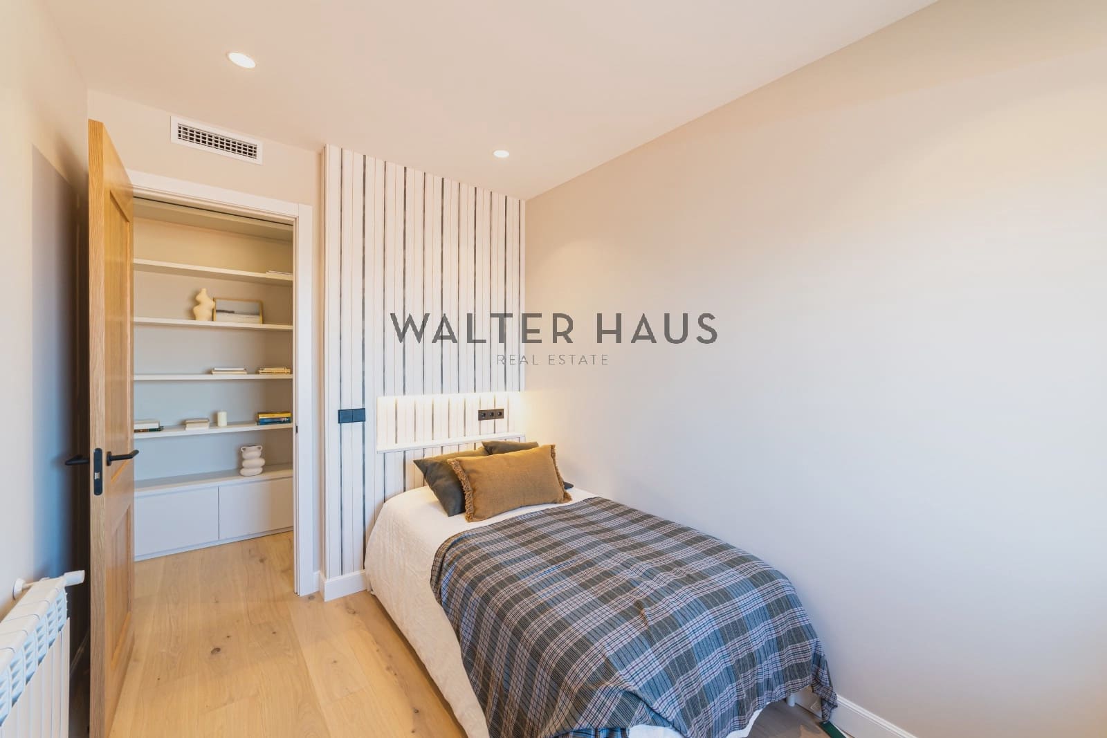 3 bedroom Penthouse for sale in Madrid city - € 1,225,000 (Ref: 9725008)