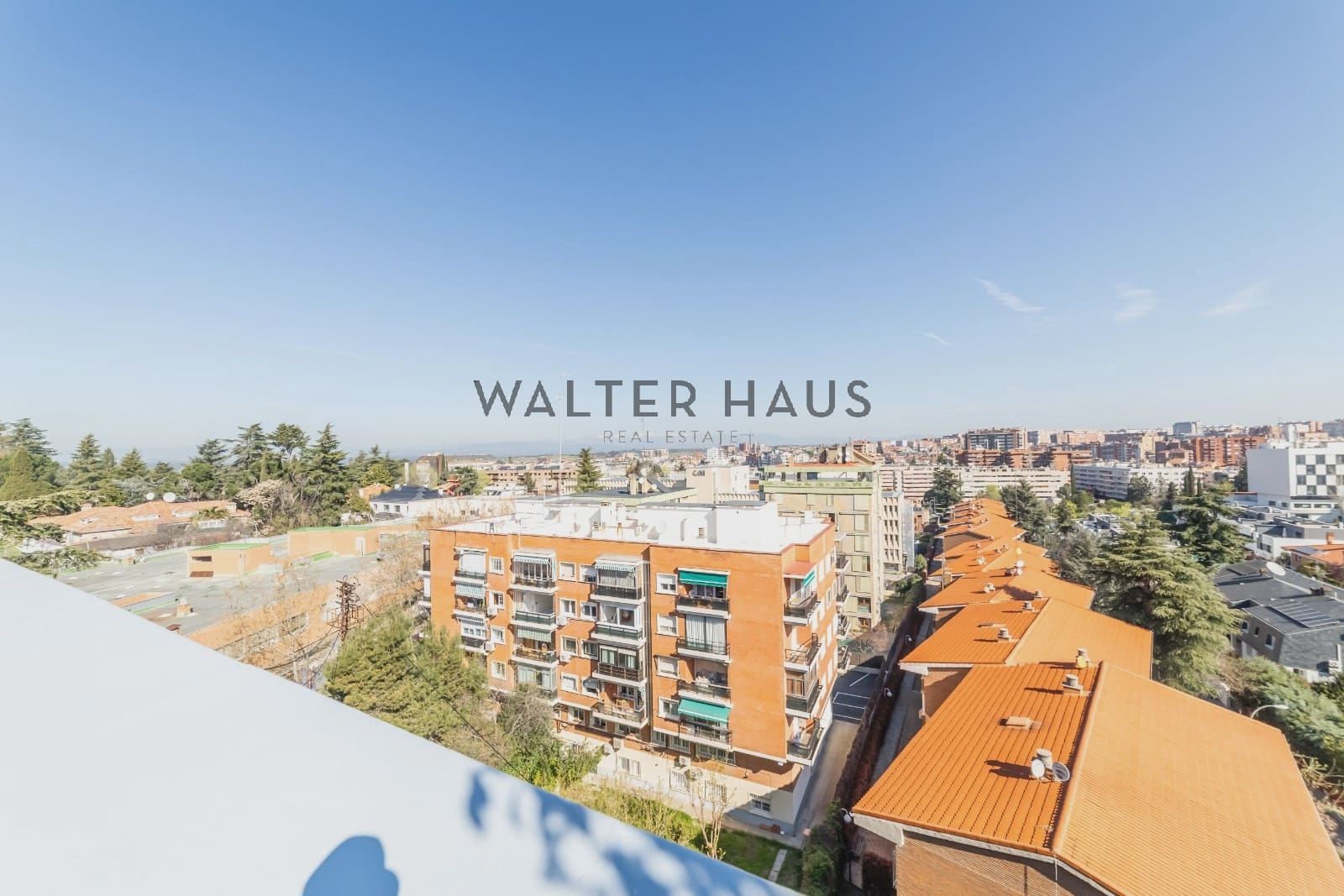 3 bedroom Penthouse for sale in Madrid city - € 1,225,000 (Ref: 9725008)