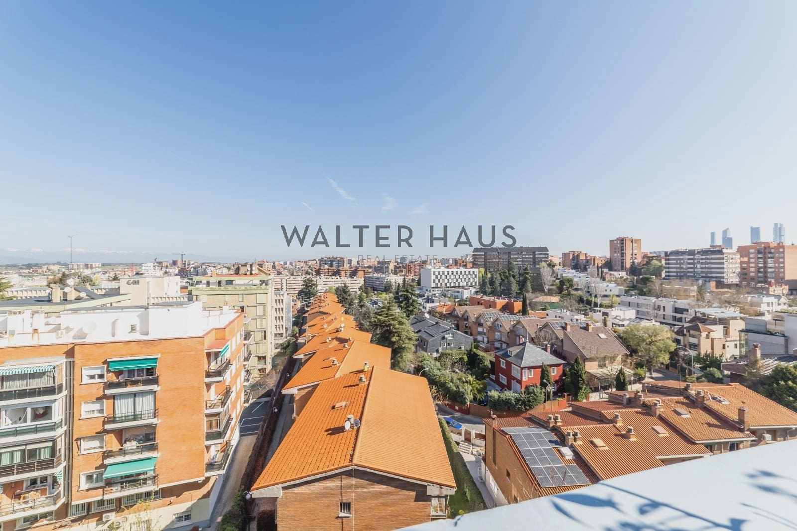 3 bedroom Penthouse for sale in Madrid city - € 1,225,000 (Ref: 9725008)