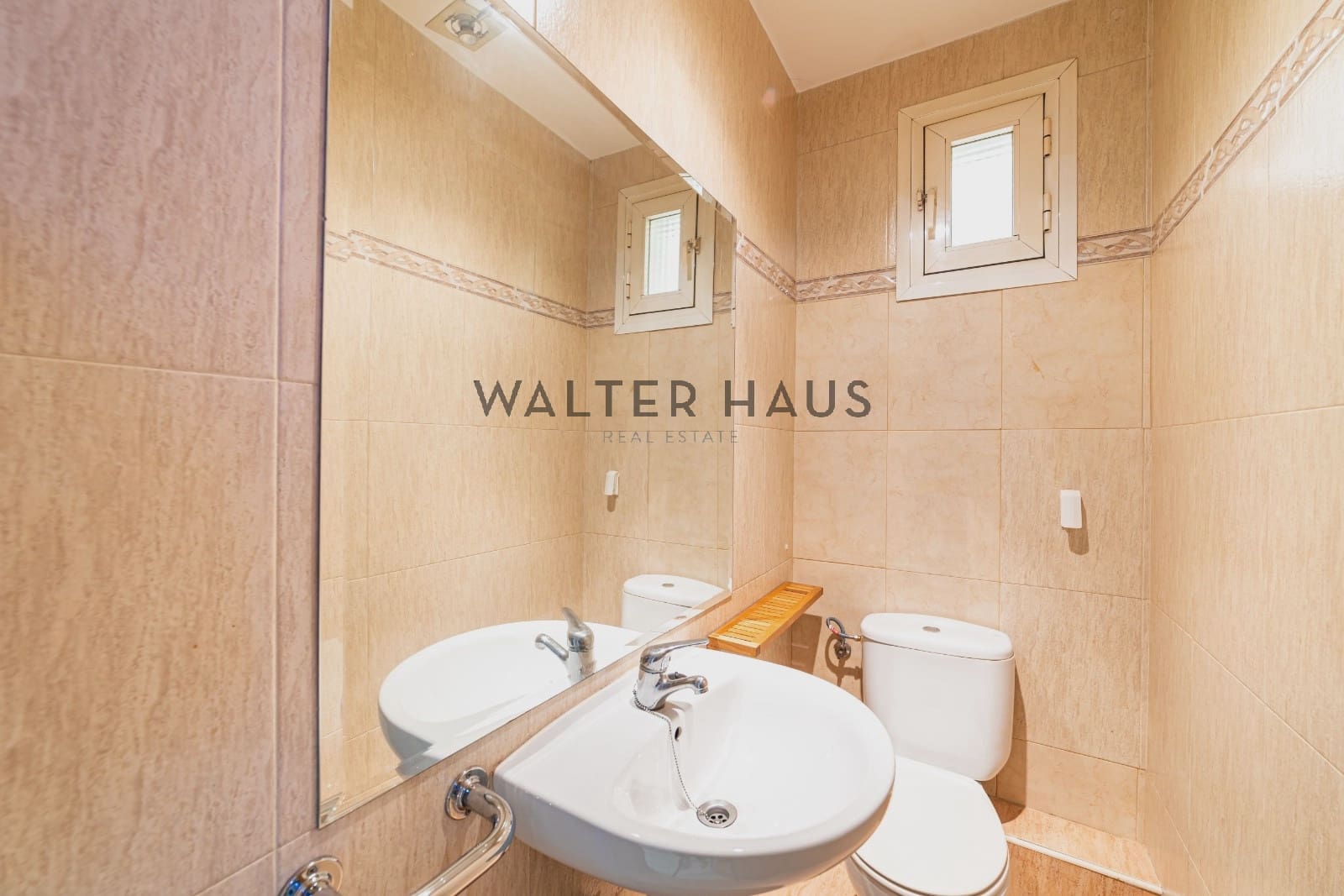 2 bedroom Flat for sale in Madrid city - € 910,000 (Ref: 9726221)