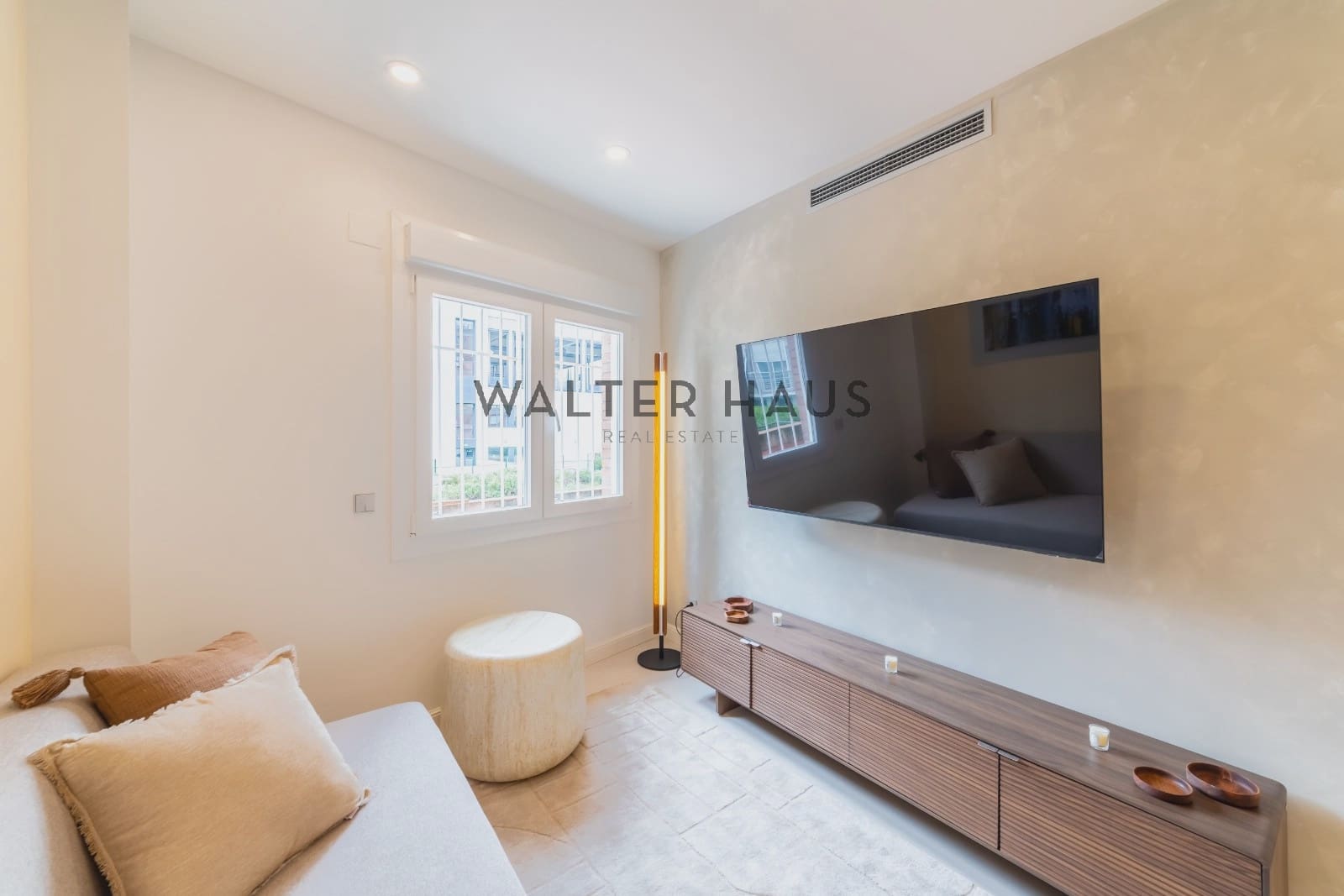 2 slaapkamer Flat te koop in Madrid stad - € 1.020.000 (Ref: 9730706)