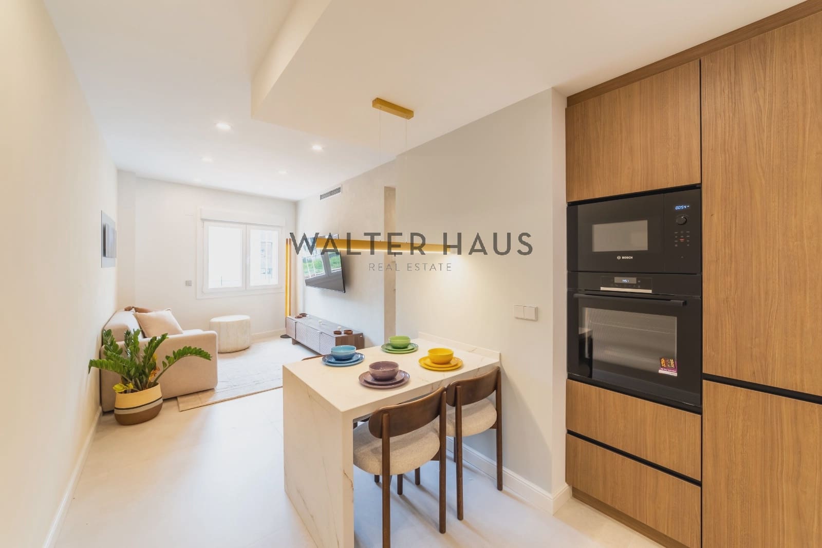 2 slaapkamer Flat te koop in Madrid stad - € 1.020.000 (Ref: 9730706)