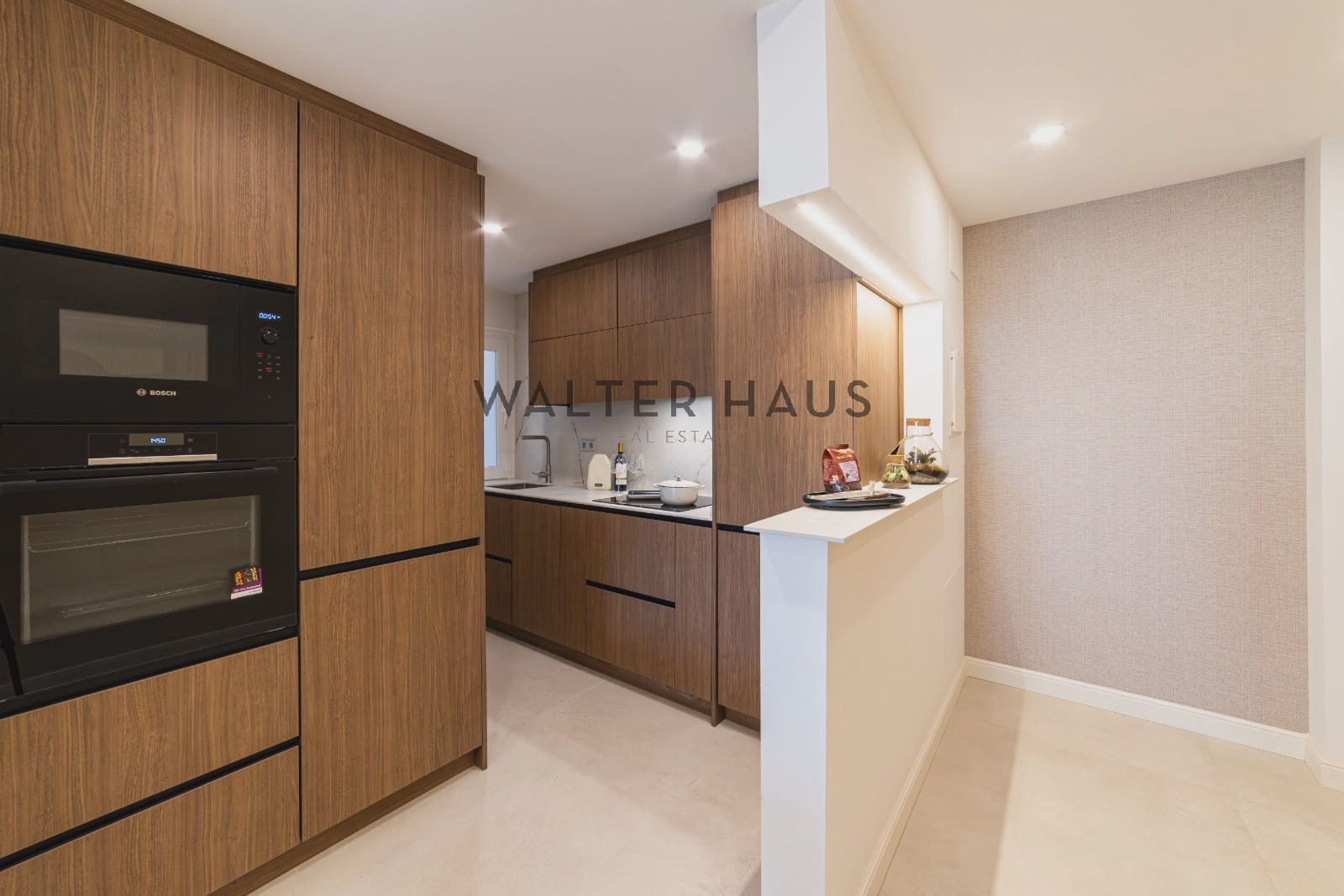 2 slaapkamer Flat te koop in Madrid stad - € 1.020.000 (Ref: 9730706)