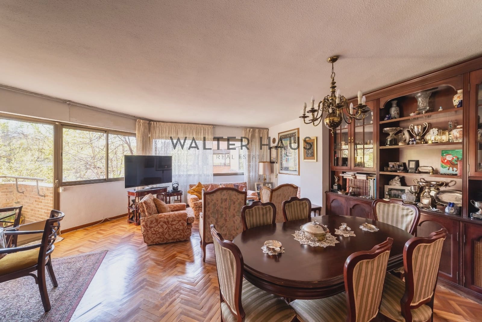 Piso de 6 habitaciones en Madrid ciudad en venta - 2.350.000 € (Ref: 9731242)