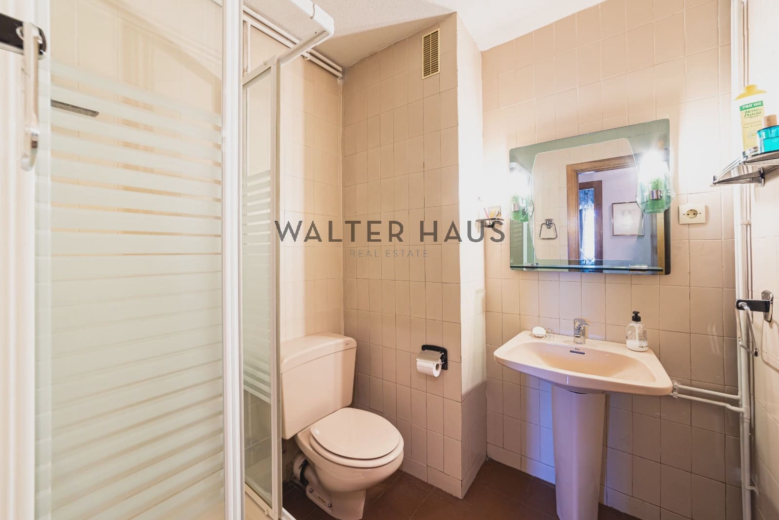 6 bedroom Flat for sale in Madrid city with pool garage - € 2,250,000 (Ref: 9731242)