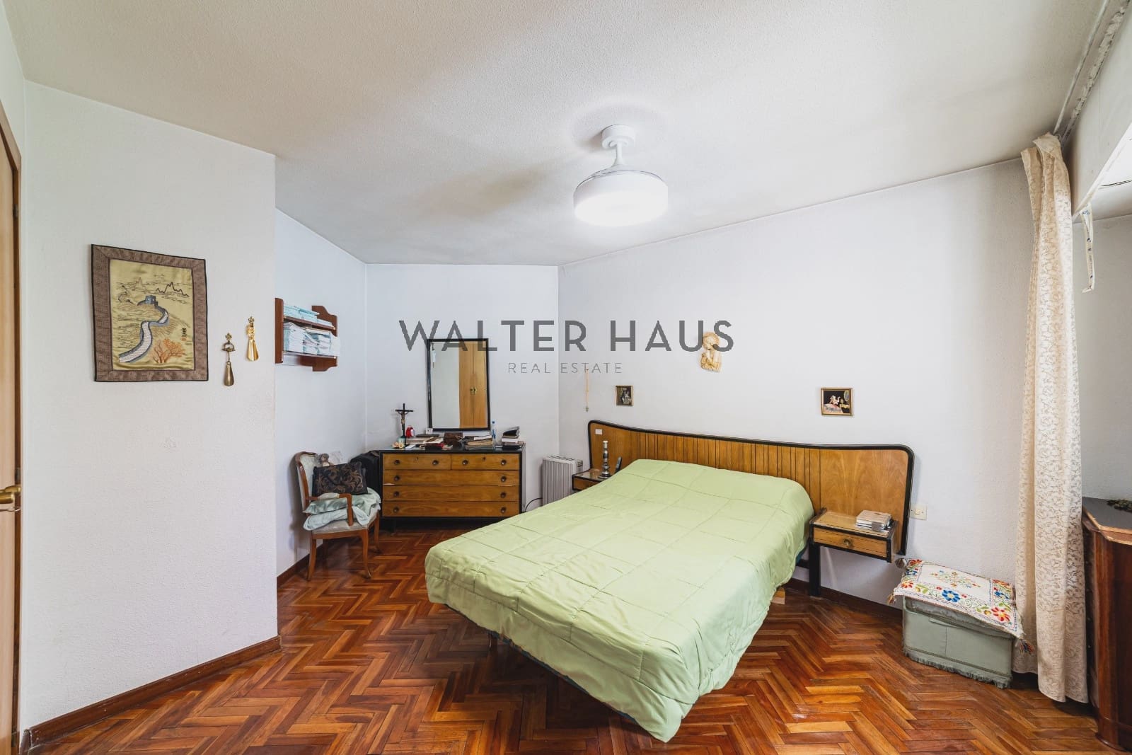 6 bedroom Flat for sale in Madrid city with pool garage - € 2,250,000 (Ref: 9731242)
