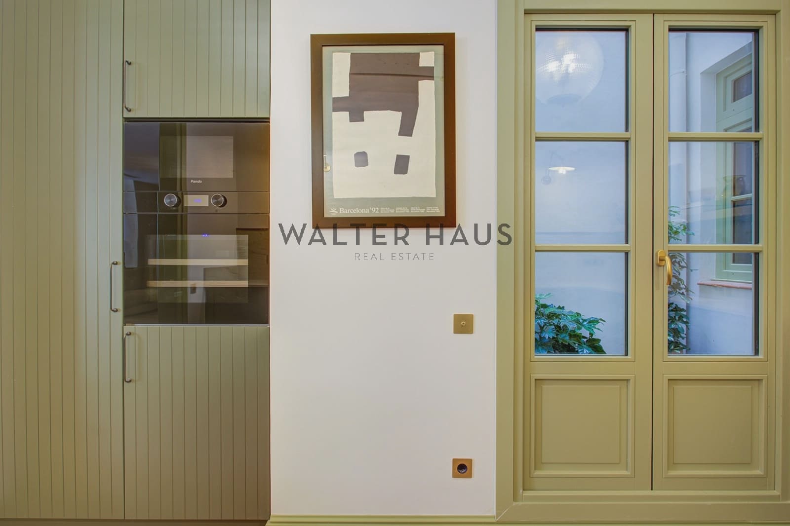 3 bedroom Flat for sale in Barcelona city - € 2,100,000 (Ref: 9731243)