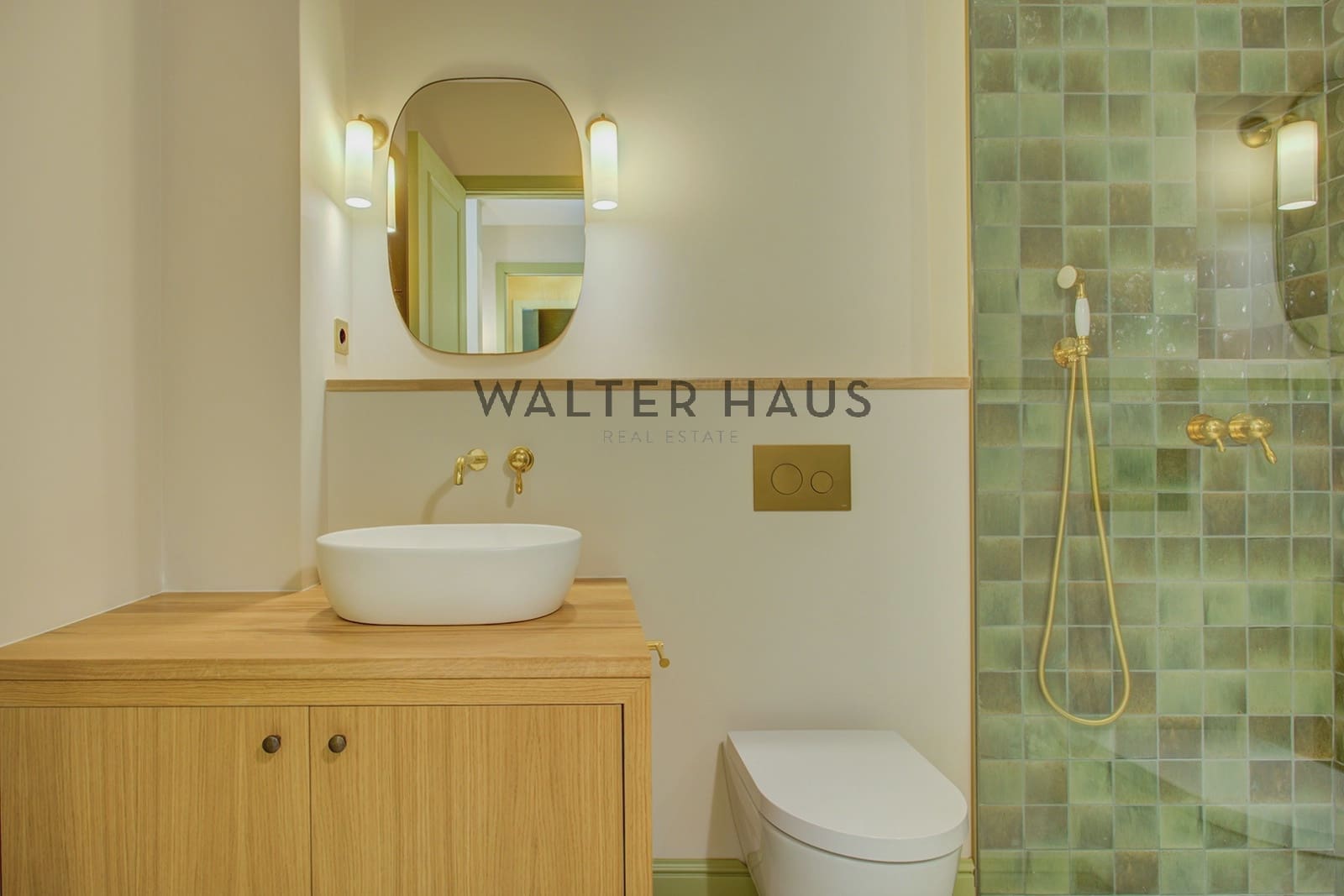 3 bedroom Flat for sale in Barcelona city - € 2,100,000 (Ref: 9731243)