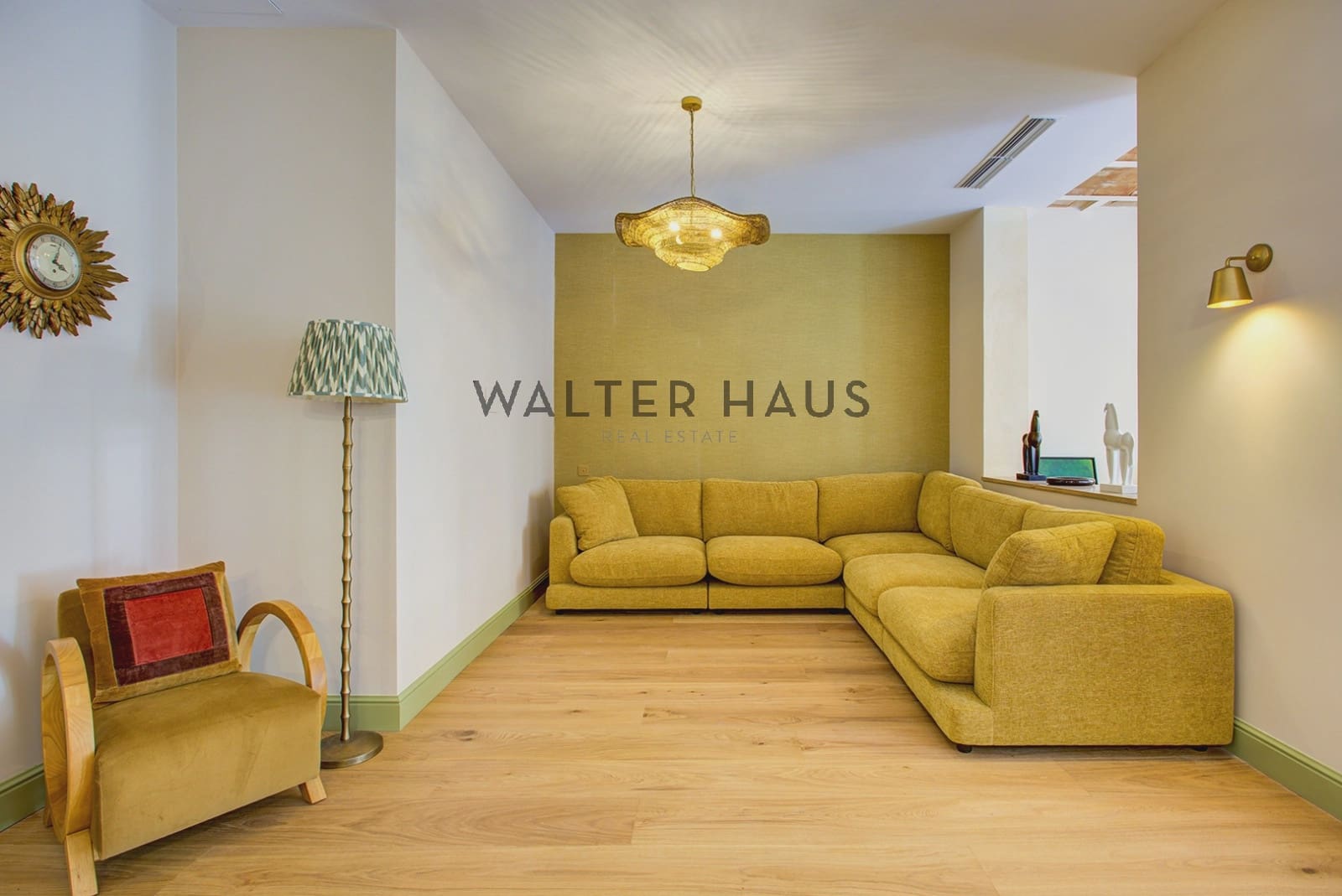 3 bedroom Flat for sale in Barcelona city - € 2,100,000 (Ref: 9731243)