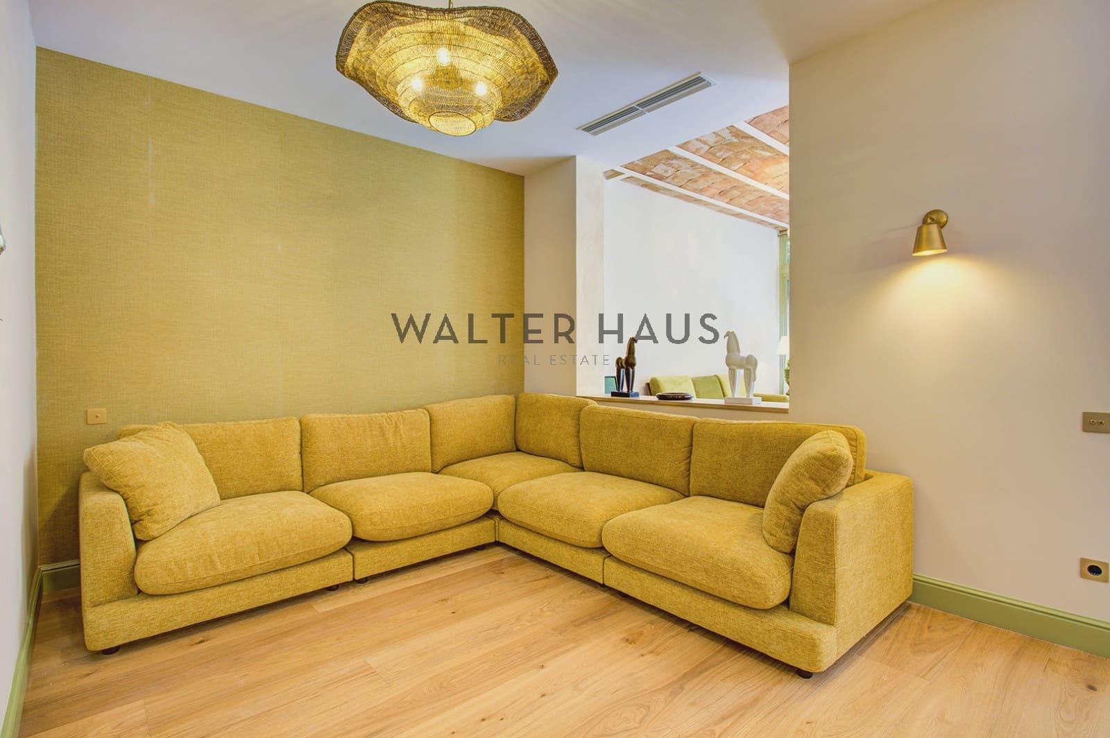 3 bedroom Flat for sale in Barcelona city - € 2,100,000 (Ref: 9731243)