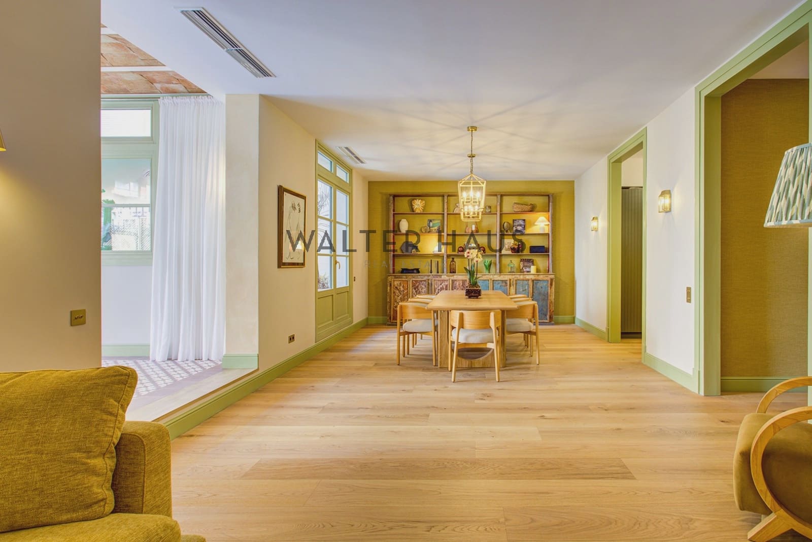 3 bedroom Flat for sale in Barcelona city - € 2,100,000 (Ref: 9731243)