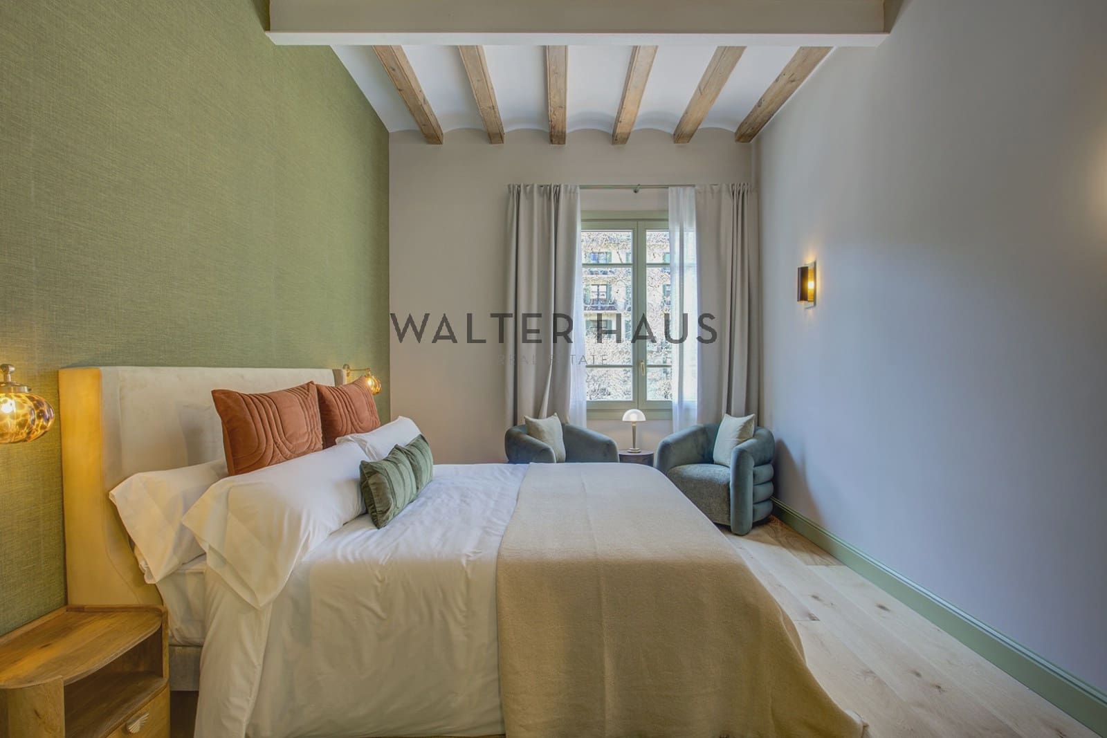 3 bedroom Flat for sale in Barcelona city - € 2,100,000 (Ref: 9731243)